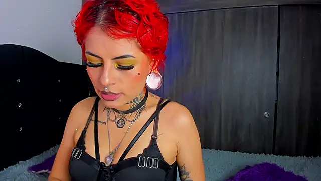Snapshot of Rainnbow_ chatting on 13, 12, 2024 Rainnbow online show from 13, 12, 2024