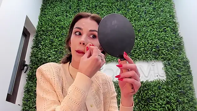 realhotfallingdevil online show from 6, 4, 2026