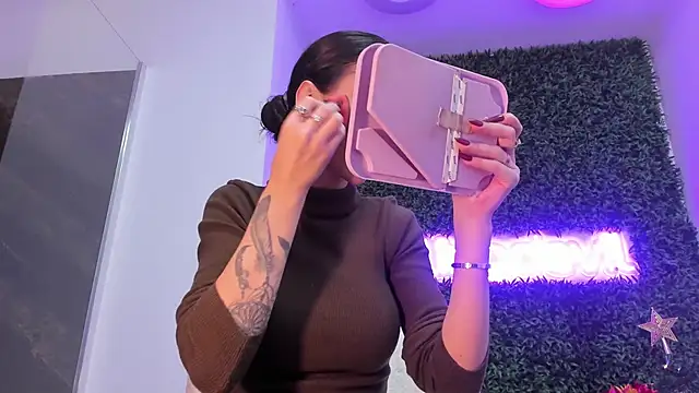 realhotfallingdevil online show from 29, 11, 2025