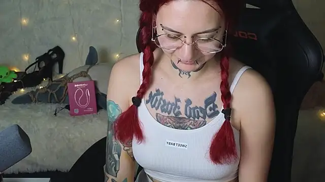 Ginger Stay online show from 15, 10, 2025