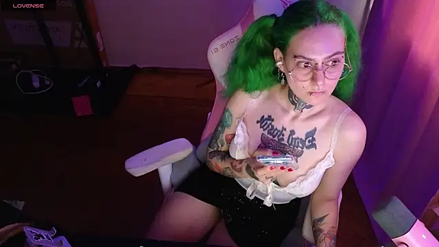 Ginger Stay online show from 20, 5, 2026