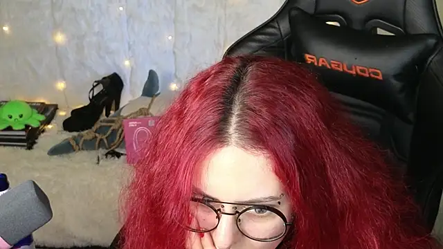 Ginger Stay online show from 18, 10, 2025