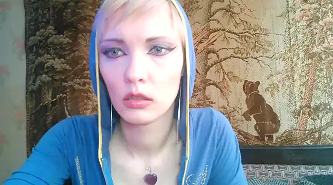 Snapshot of WildMissNiks chatting on 5, 2, 2025 WildMissNiks online show from 5, 2, 2025