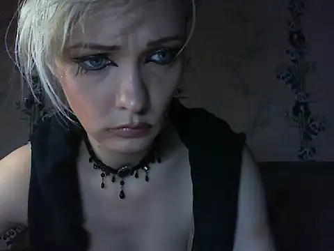 Snapshot of WildMissNiks chatting on 22, 7, 2026 WildMissNiks online show from 22, 7, 2026