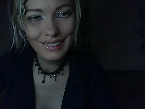 Snapshot of WildMissNiks chatting on 30, 7, 2026 WildMissNiks online show from 30, 7, 2026