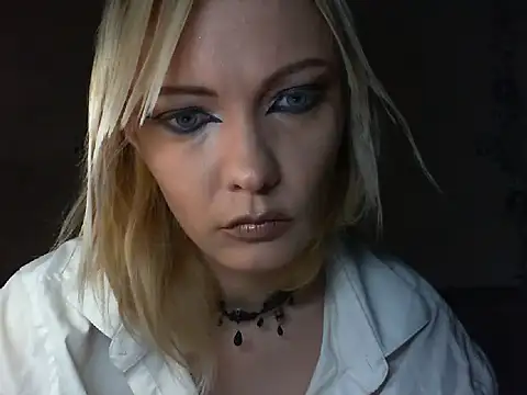 Snapshot of WildMissNiks chatting on 29, 7, 2026 WildMissNiks online show from 29, 7, 2026