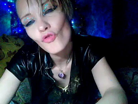Snapshot of WildMissNiks chatting on 28, 12, 2024 WildMissNiks online show from 28, 12, 2024