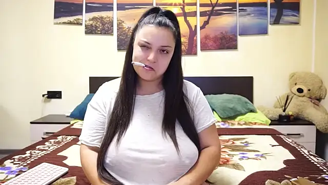 adelline online show from 3, 12, 2025