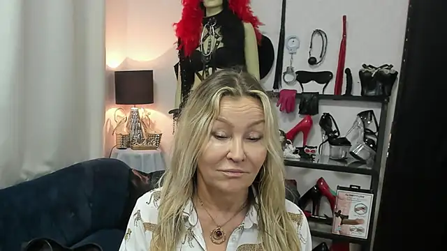 crystaLUX online show from 9, 6, 2026