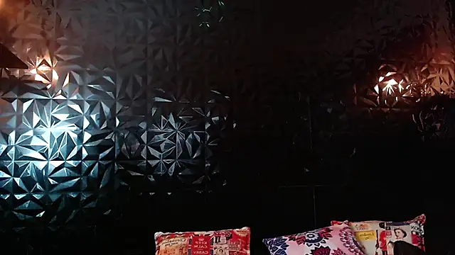 PINK  LOLA1 online show from 30, 11, 2025