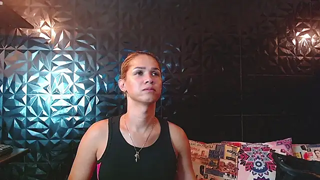 PINK  LOLA1 online show from 21, 5, 2026