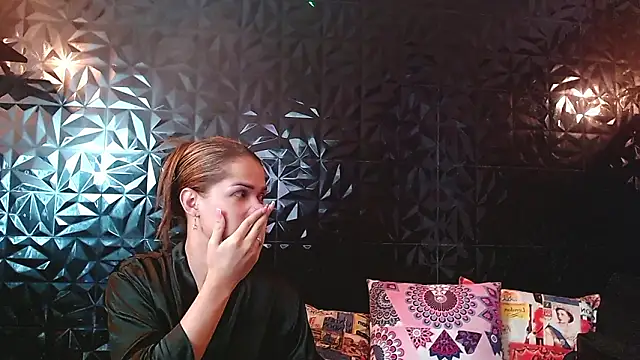 PINK  LOLA1 online show from 17, 2, 2026