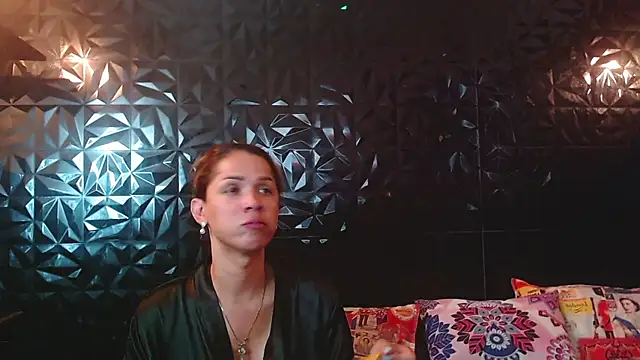 PINK  LOLA1 online show from 11, 4, 2026