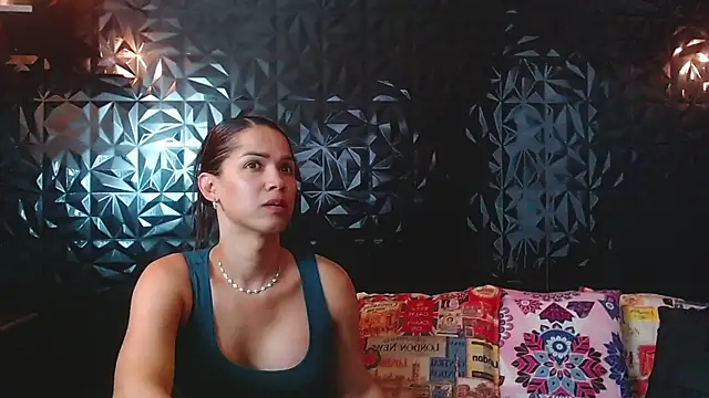 PINK  LOLA1 online show from 24, 10, 2025