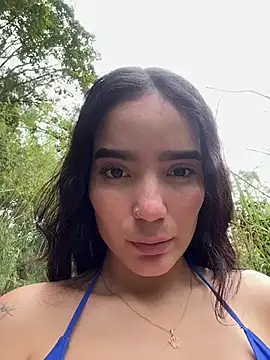 LaurenTurner  online show from 7, 3, 2025