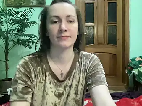 Snapshot of AngelTough20 chatting on 5, 6, 2026 AngelTough20 online show from 5, 6, 2026