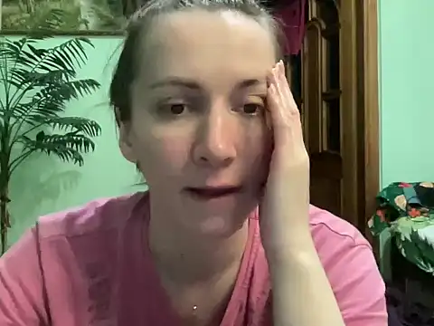 Snapshot of AngelTough20 chatting on 28, 5, 2026 AngelTough20 online show from 28, 5, 2026