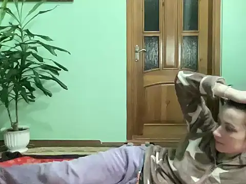 AngelTough20 online show from 4, 2, 2026