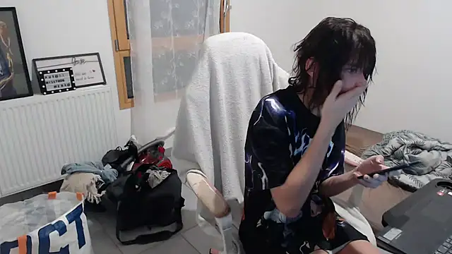 Snapshot of missthon0 chatting on 22, 9, 2025 missthon0 online show from 22, 9, 2025