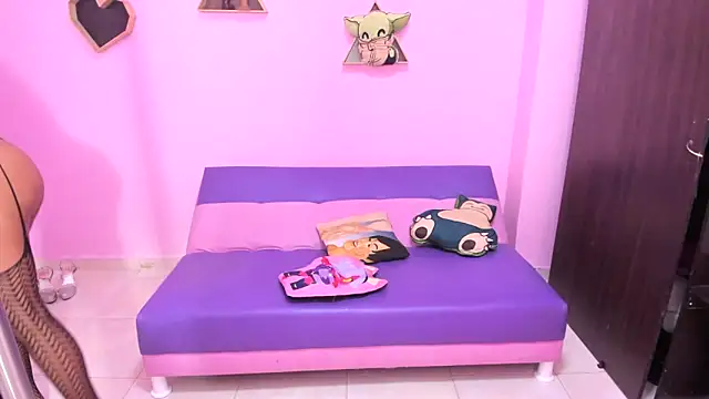 MATURE WHOR33 online show from 11, 10, 2025