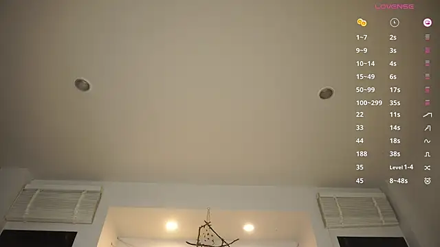 Snapshot of Amylittlestar chatting on 14, 5, 2026 Amylittlestar online show from 14, 5, 2026