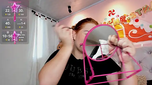 hannamartinn online show from 4, 12, 2025