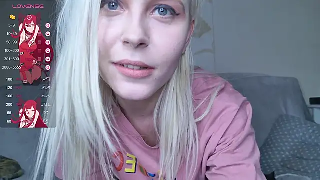 Snapshot of Evelyn_rabbit chatting on 7, 3, 2025 Evelyn rabbit online show from 7, 3, 2025