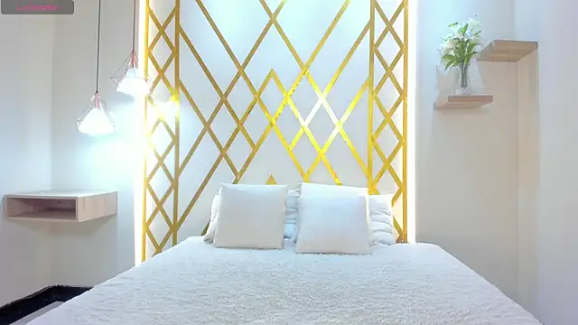 maryevans  online show from 5, 11, 2025