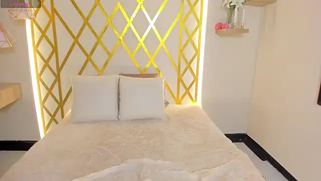 maryevans  online show from 11, 2, 2026