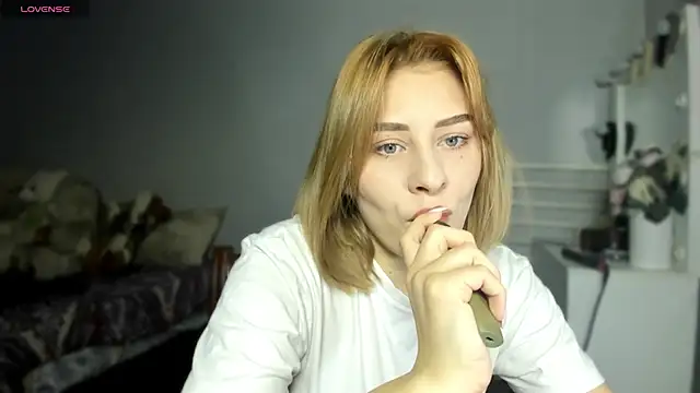 KindKristy online show from 5, 12, 2025