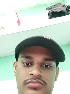 Snapshot of rajaRoyd chatting on 14, 11, 2025 rajaRoyd online show from 14, 11, 2025