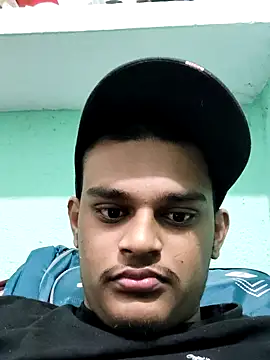 Snapshot of rajaRoyd chatting on 11, 11, 2025 rajaRoyd online show from 11, 11, 2025