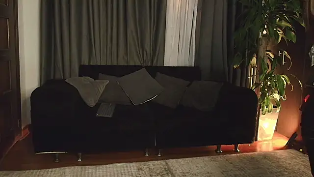 Aliciawonderxx online show from 10, 6, 2026