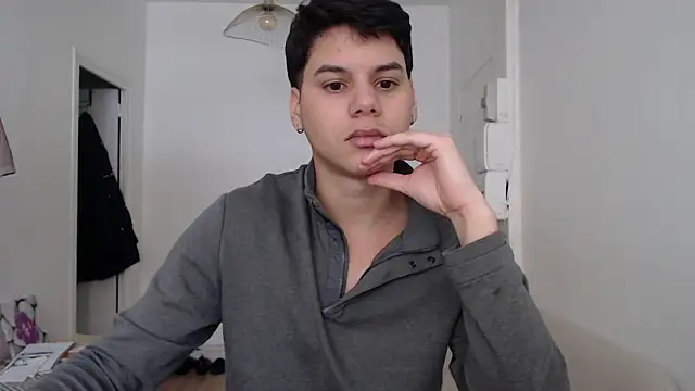 tomas boy20 online show from 12, 2, 2026