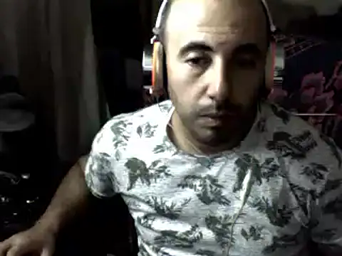 Snapshot of big_heart chatting on 10, 7, 2026 big heart online show from 10, 7, 2026