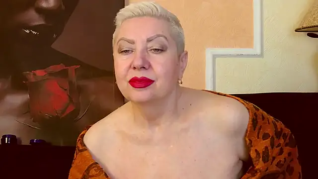 LadyPosh online show from 5, 12, 2025