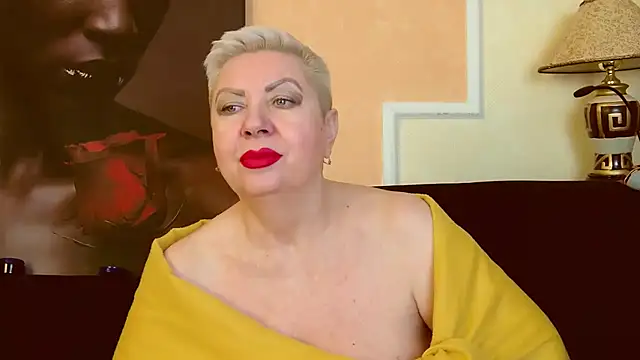 LadyPosh online show from 8, 2, 2025