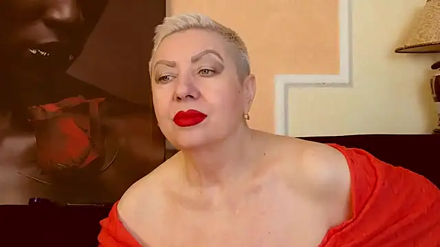 Snapshot of LadyPosh chatting on 14, 10, 2025 LadyPosh online show from 14, 10, 2025