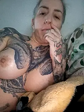 Snapshot of vamporasuccubus19777 chatting on 13, 3, 2025 vamporasuccubus19777 online show from 13, 3, 2025