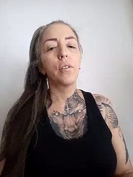 Snapshot of vamporasuccubus19777 chatting on 10, 2, 2025 vamporasuccubus19777 online show from 10, 2, 2025