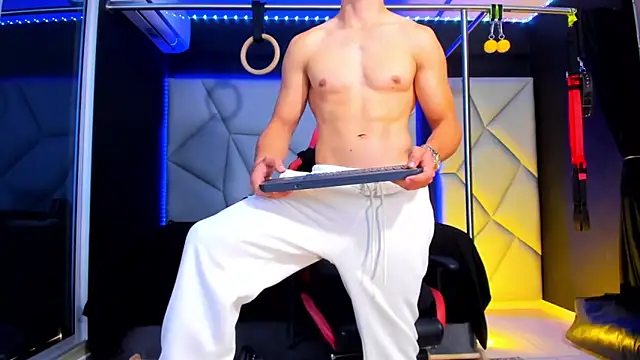 Aydenmiller96 online show from 24, 2, 2026