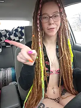 LucidLucy online show from 31, 3, 2026