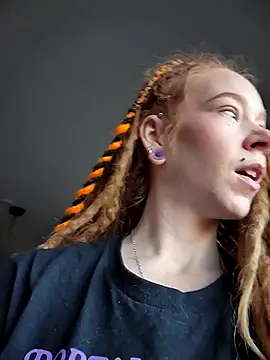 LucidLucy online show from 28, 10, 2025