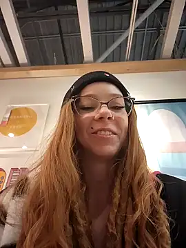 LucidLucy online show from 3, 2, 2025