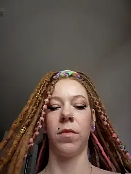 LucidLucy online show from 5, 2, 2026