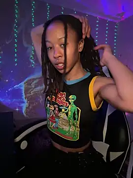 Snapshot of thebrattygoddess chatting on 13, 3, 2025 thebrattygoddess online show from 13, 3, 2025