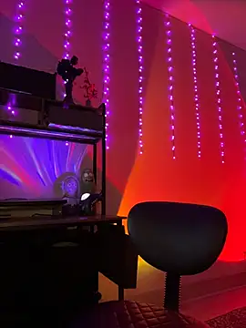 thebrattygoddess online show from 13, 11, 2025