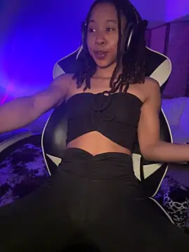 Snapshot of thebrattygoddess chatting on 5, 2, 2025 thebrattygoddess online show from 5, 2, 2025