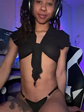 Snapshot of thebrattygoddess chatting on 20, 3, 2025 thebrattygoddess online show from 20, 3, 2025