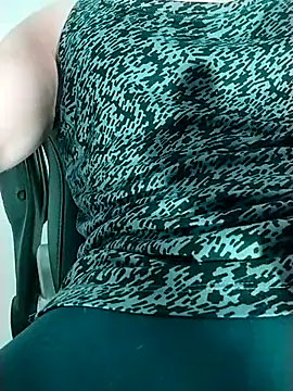 sexy fit guy on cam online show from 28, 11, 2025